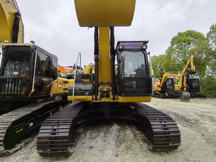 Used Digger CAT 323D2L Construction Machinery Construction Digger Used CAT 323D2L Cheap Excavator - Crawler excavator: picture 4 Used Digger CAT 323D2L Construction Machinery Construction Digger Used CAT 323D2L Cheap Excavator - Crawler excavator: picture 4