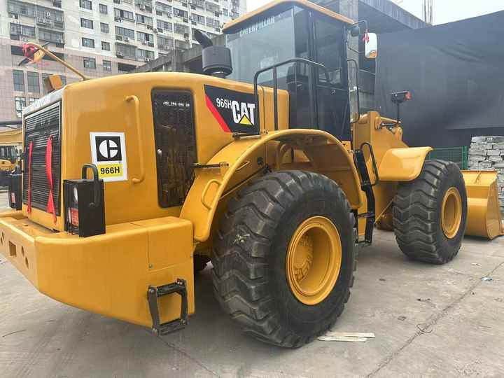 Used Excellent Cat 966H Loader 966H 966G in Good Working Condition for Sale - Wheel loader: picture 3 Used Excellent Cat 966H Loader 966H 966G in Good Working Condition for Sale - Wheel loader: picture 3