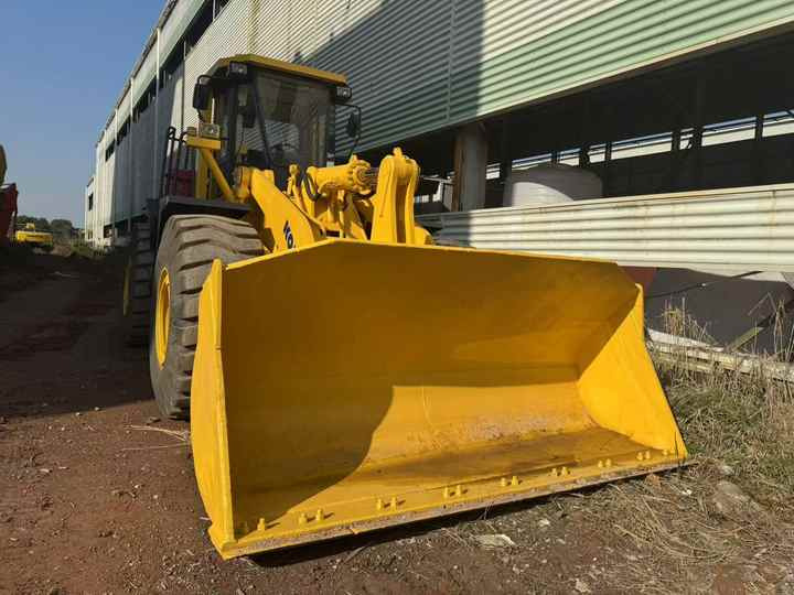 Used komatsu WA470-3 Model Wheel Loader Second Hand Machine Popular Brand Japan komatsu Hydraulic Machinery - Wheel loader: picture 3 Used komatsu WA470-3 Model Wheel Loader Second Hand Machine Popular Brand Japan komatsu Hydraulic Machinery - Wheel loader: picture 3