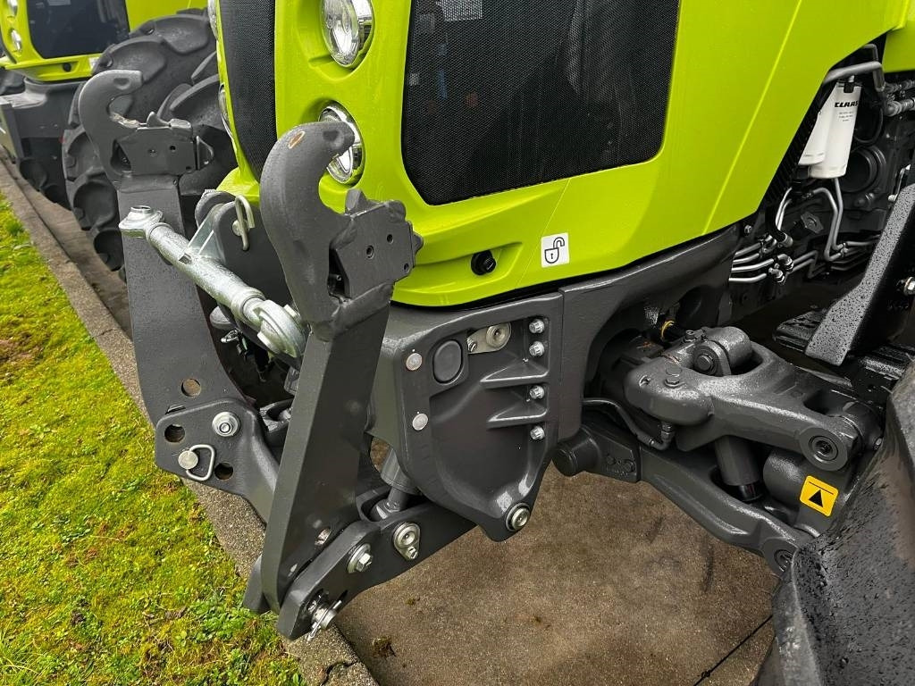 Claas Arion 430 - Farm tractor: picture 3 Claas Arion 430 - Farm tractor: picture 3