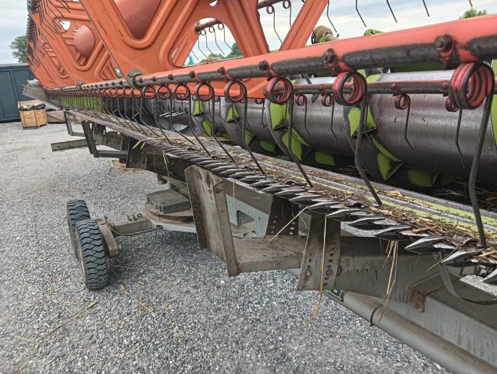 Claas C 750 - Harvester attachment: picture 4 Claas C 750 - Harvester attachment: picture 4