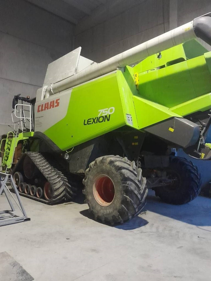 Combine harvester Claas LEXION 750 RISO: picture 8