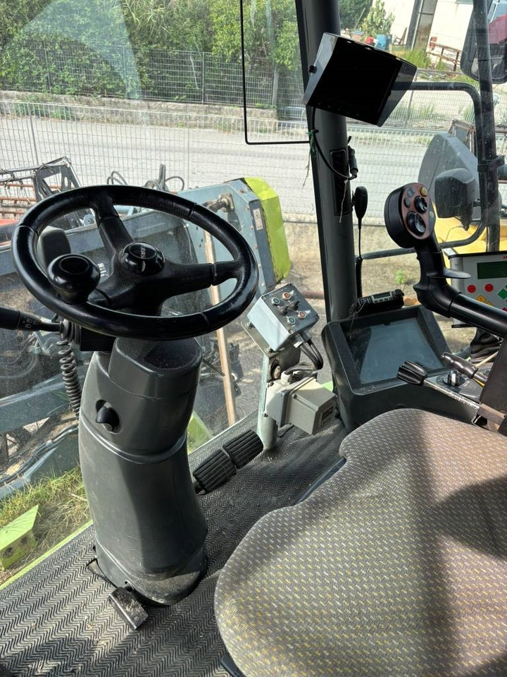 Claas Lexion 530 Montana - Combine harvester: picture 2 Claas Lexion 530 Montana - Combine harvester: picture 2