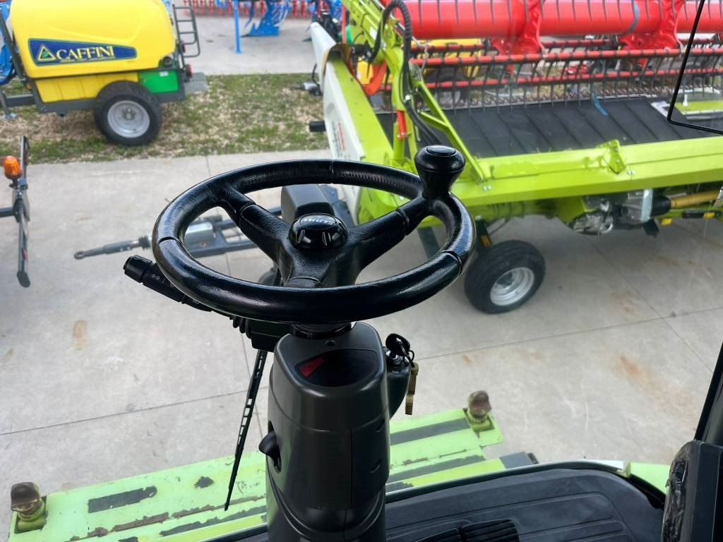 Claas Lexion 560 TT - Combine harvester: picture 3 Claas Lexion 560 TT - Combine harvester: picture 3