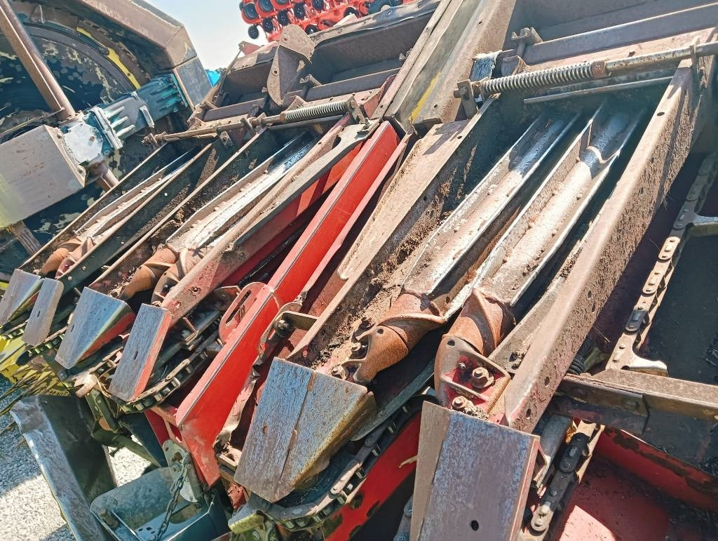 Corn header Dominoni 8 FILE: picture 8