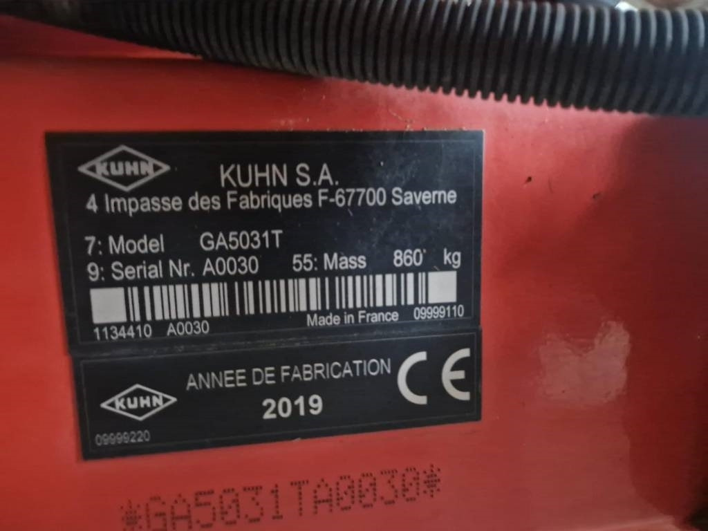 Kuhn 5031T - Tedder/ Rake: picture 3 Kuhn 5031T - Tedder/ Rake: picture 3