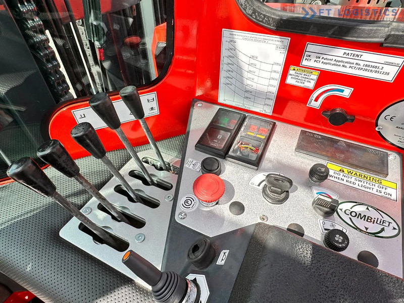 4-way reach truck Combilift C4000 / TRIPLEX / 9300MM / FREE LIFT / POSITIONER / LPG / CABIN C4000 / TRIPLEX / 9300MM / FREE LIFT / POSITIONER / LPG / CABIN: picture 19 4-way reach truck Combilift C4000 / TRIPLEX / 9300MM / FREE LIFT / POSITIONER / LPG / CABIN C4000 / TRIPLEX / 9300MM / FREE LIFT / POSITIONER / LPG / CABIN: picture 19