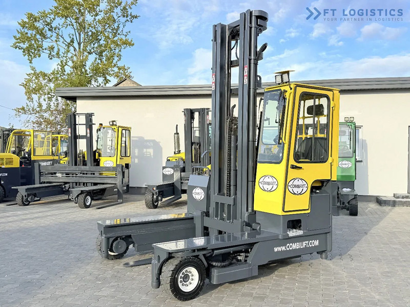 Combilift C5000 / DIESEL / TRIPLEX 7600MM / FULL FREE LIFT / FORK POSITIONER / HEATING / FULL HEATED CABIN / EXCELLENT CONDITION / Wide ra - 4-way reach truck: picture 1 Combilift C5000 / DIESEL / TRIPLEX 7600MM / FULL FREE LIFT / FORK POSITIONER / HEATING / FULL HEATED CABIN / EXCELLENT CONDITION / Wide ra - 4-way reach truck: picture 1