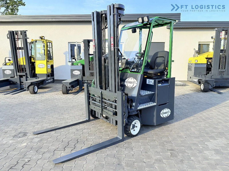 Combilift Combilift C2500CB / TRIPLEX / 5500MM / FREE LIFT / DIESEL / ONLY 3768 MTH / FORK POSITIONER / SIDE SHIFT / NEW TYRES / LIKE NEW - 4-way reach truck: picture 1 Combilift Combilift C2500CB / TRIPLEX / 5500MM / FREE LIFT / DIESEL / ONLY 3768 MTH / FORK POSITIONER / SIDE SHIFT / NEW TYRES / LIKE NEW - 4-way reach truck: picture 1