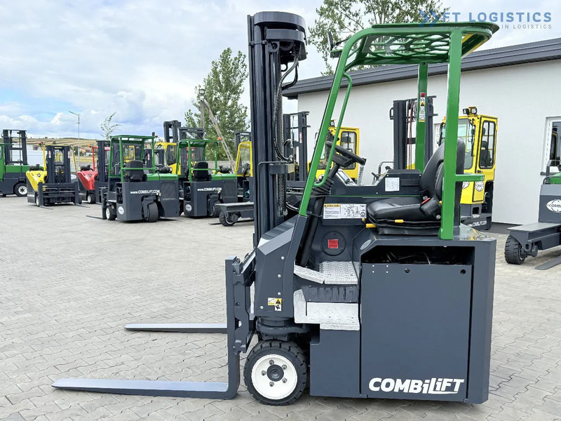 Combilift Combilift CBE2500 / TRIPLEX / 5500MM / FREE LIFT / ELECTRIC DRIVE / ONLY 2300 MTH / FORK POSITIONER / SIDE SHIFT / NEW TYRES / L - 4-way reach truck: picture 3 Combilift Combilift CBE2500 / TRIPLEX / 5500MM / FREE LIFT / ELECTRIC DRIVE / ONLY 2300 MTH / FORK POSITIONER / SIDE SHIFT / NEW TYRES / L - 4-way reach truck: picture 3