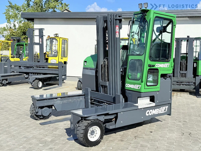 4-way reach truck Combilift FOUR-WAY / MULTI-DIRECTIONAL FORKLIFT C4500 / DIESEL / TRIPLEX 4900MM / ONLY 4160 WORKING HOURS / FORK POSITIONER / FULL CABIN W: picture 1
