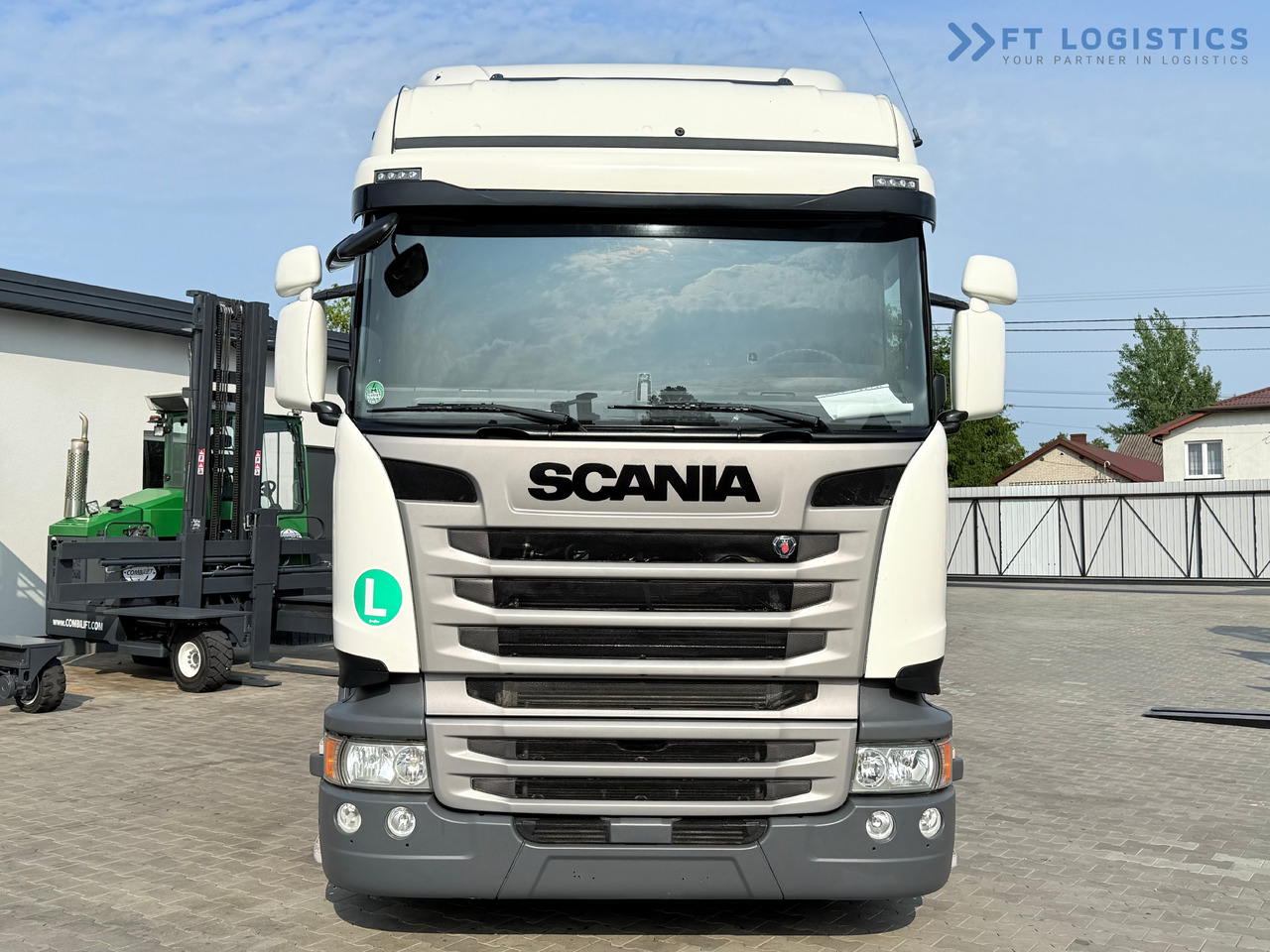 SCANIA R450 / MEGA / NEW TYRES / ONLY 777,145 KM / RETARDER / 1,400L FUEL TANKS / AIR CONDITIONING / EXCELLENT CONDITION - Tractor unit: picture 5 SCANIA R450 / MEGA / NEW TYRES / ONLY 777,145 KM / RETARDER / 1,400L FUEL TANKS / AIR CONDITIONING / EXCELLENT CONDITION - Tractor unit: picture 5