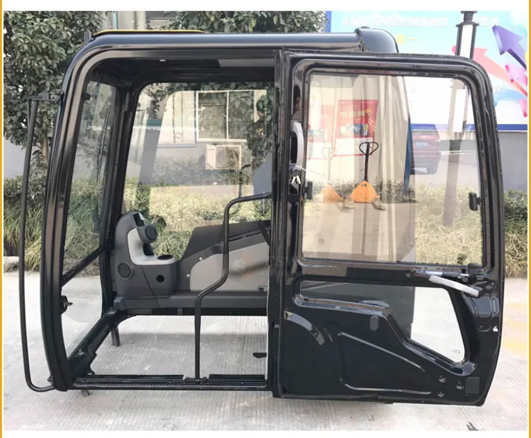 CATERPILLAR 330D - Cab for Excavator: picture 4 CATERPILLAR 330D - Cab for Excavator: picture 4