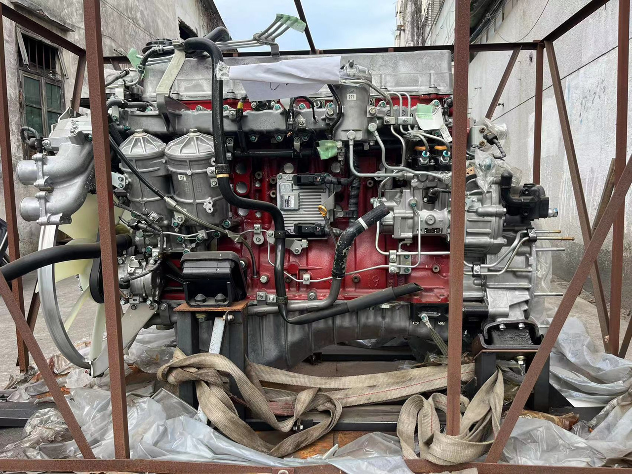 HINO E13C - Engine for Excavator: picture 2 HINO E13C - Engine for Excavator: picture 2
