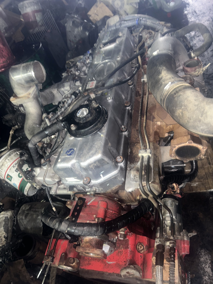 HINO p11c - Engine for Excavator: picture 2 HINO p11c - Engine for Excavator: picture 2