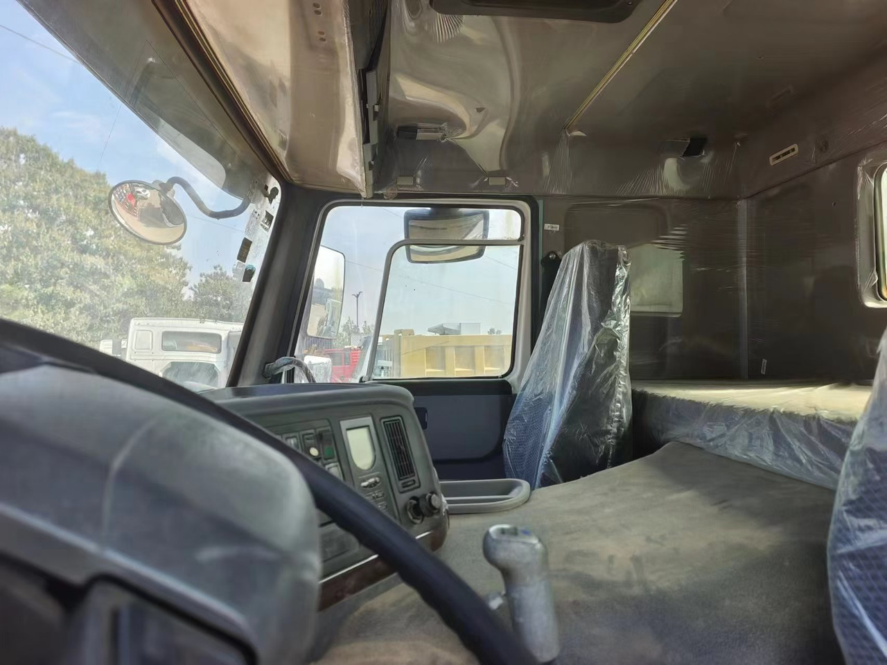 HOWO 6×4 ,20 cubic meters - Tank truck: picture 3 HOWO 6×4 ,20 cubic meters - Tank truck: picture 3