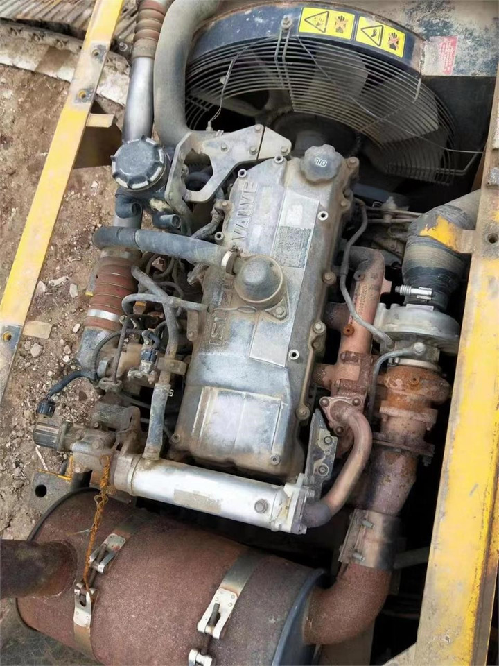 ISUZU 4HK1 - Engine and parts for Excavator: picture 1 ISUZU 4HK1 - Engine and parts for Excavator: picture 1