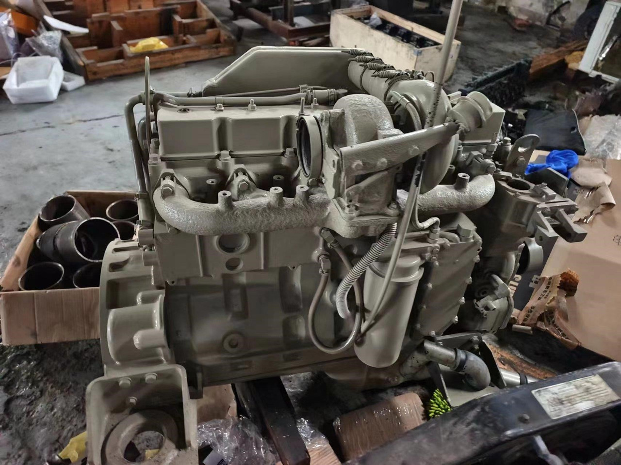 KOMATSU SAA6D114E - Engine for Excavator: picture 3 KOMATSU SAA6D114E - Engine for Excavator: picture 3