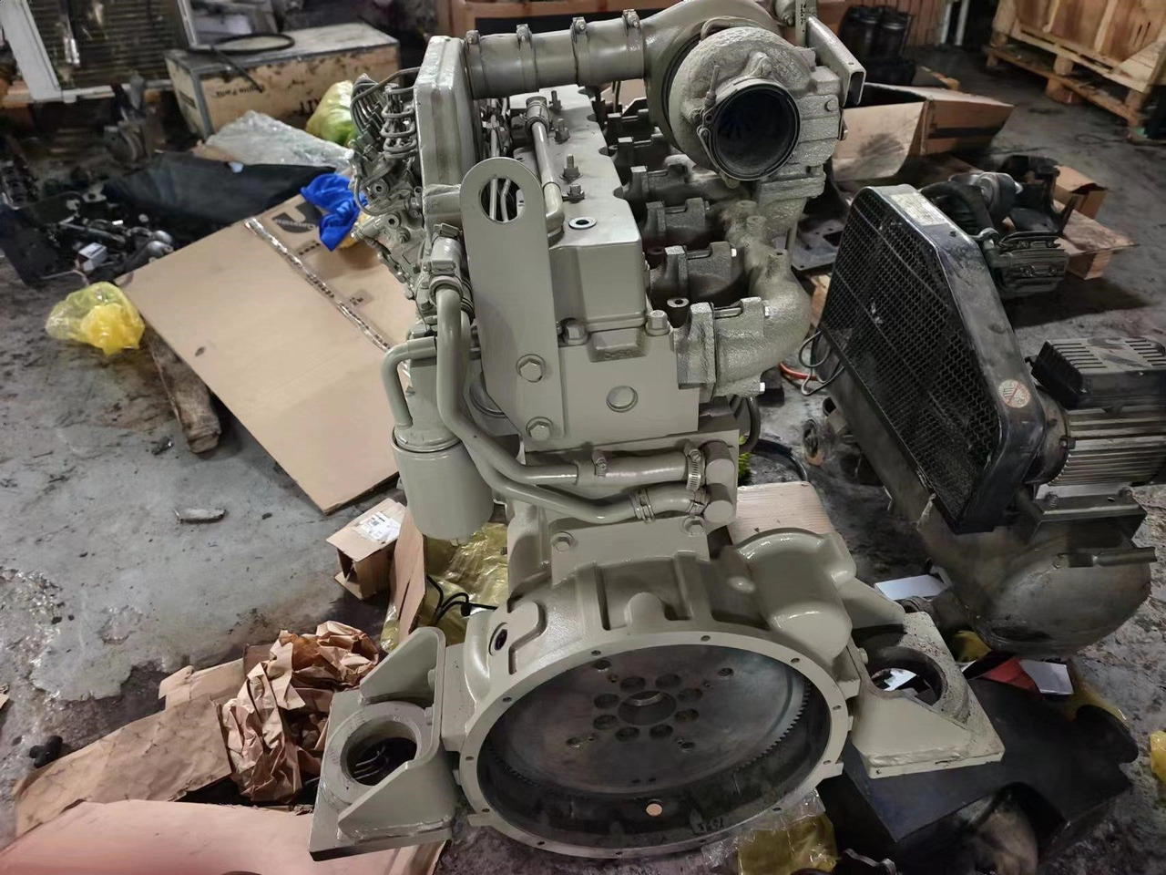 KOMATSU SAA6D114E - Engine for Excavator: picture 5 KOMATSU SAA6D114E - Engine for Excavator: picture 5
