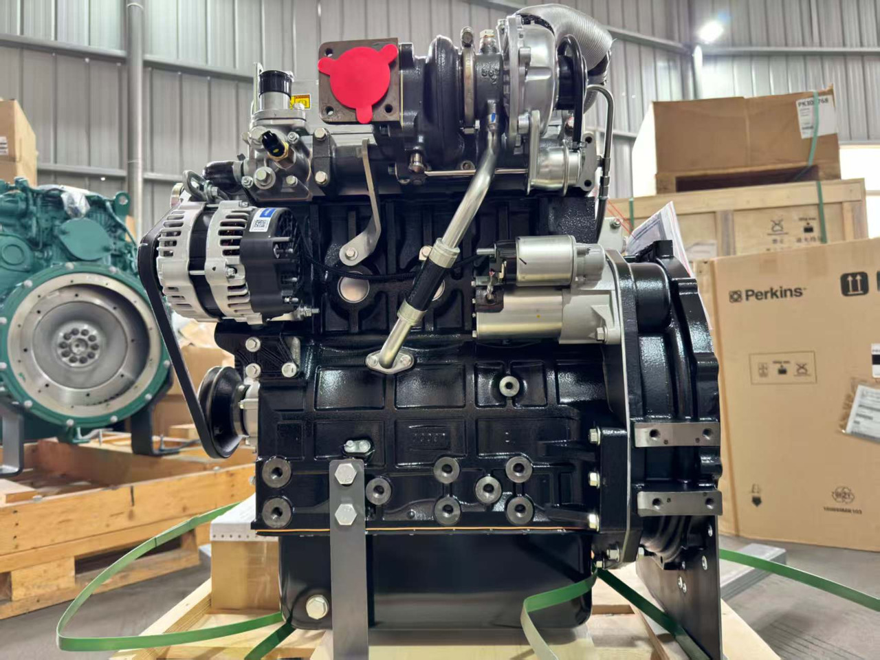PERKINS 404D-22T - Engine for Excavator: picture 5 PERKINS 404D-22T - Engine for Excavator: picture 5