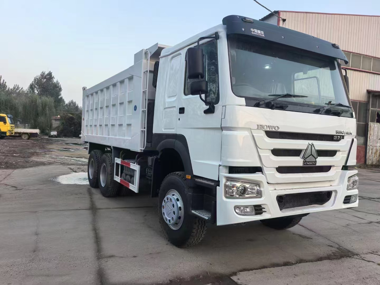 HOWO 371 wrecker - Truck, Crane truck: picture 4 HOWO 371 wrecker - Truck, Crane truck: picture 4