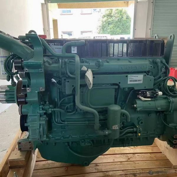 VOLVO D12D - Engine for Excavator: picture 1 VOLVO D12D - Engine for Excavator: picture 1