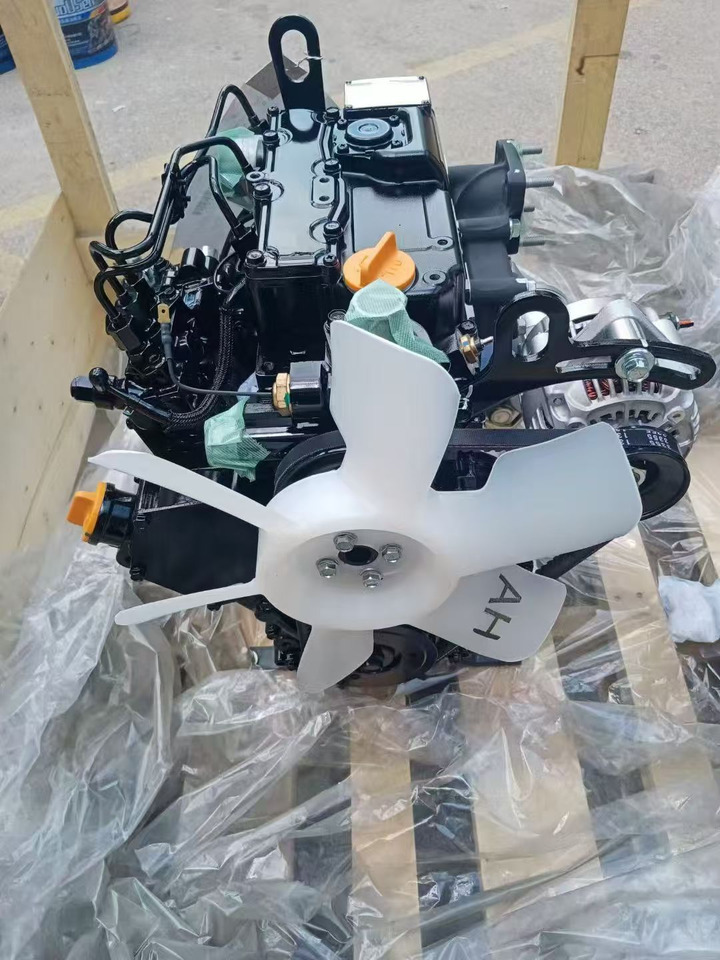 YANMAR 3TNV70 - Engine for Excavator: picture 1 YANMAR 3TNV70 - Engine for Excavator: picture 1