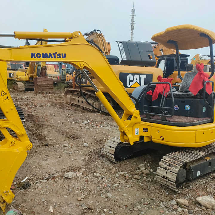 Best Quality Komatsu PC35-2 Used Mini Excavator Earth-moving Machinery in Good Condition - Crawler excavator: picture 5 Best Quality Komatsu PC35-2 Used Mini Excavator Earth-moving Machinery in Good Condition - Crawler excavator: picture 5