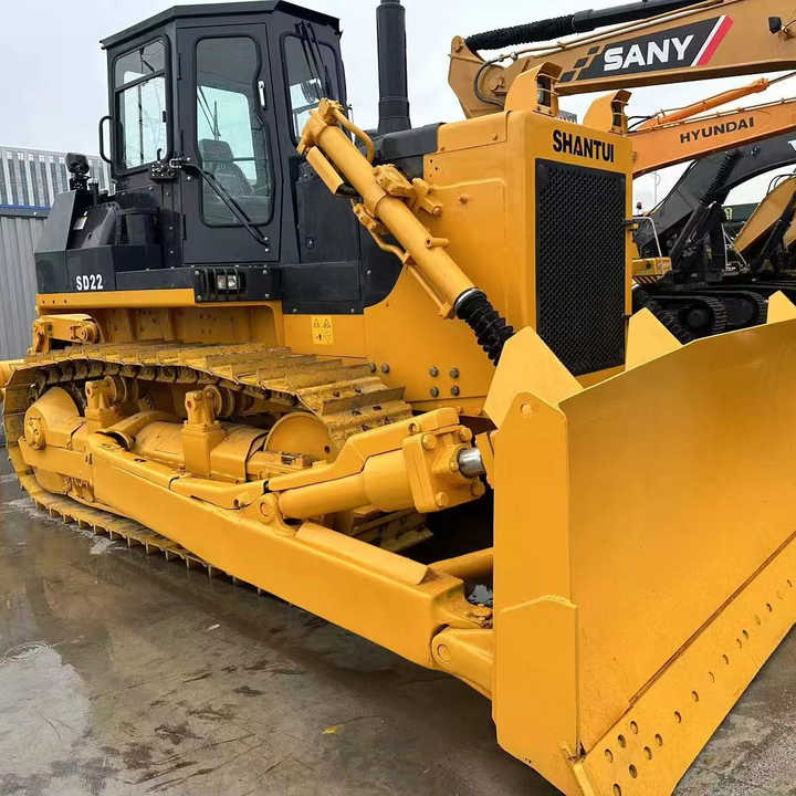China Famous Brand Used Shantui SD22 Crawler Bulldozer Low Price Running Working Condition for Sale SD16/SD22/SD32 in Stock - Bulldozer: picture 1 China Famous Brand Used Shantui SD22 Crawler Bulldozer Low Price Running Working Condition for Sale SD16/SD22/SD32 in Stock - Bulldozer: picture 1