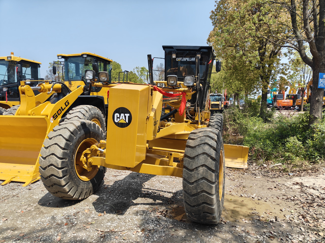 CATERPILLAR high quality hotsale GRADER CAT140H - Construction machinery: picture 3 CATERPILLAR high quality hotsale GRADER CAT140H - Construction machinery: picture 3