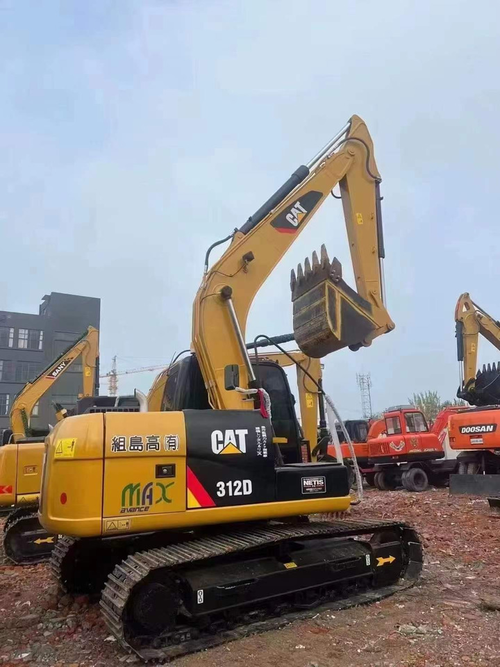 EXCAVATOR Caterpillar CAT312D Small and Medium-sized Original 12Ton Used Excavator CAT312D Sold Well - Excavator: picture 4 EXCAVATOR Caterpillar CAT312D Small and Medium-sized Original 12Ton Used Excavator CAT312D Sold Well - Excavator: picture 4