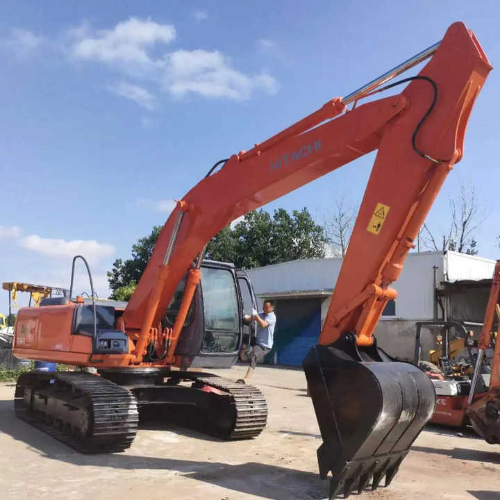 Original Japan Hitachi ZX200-5 Excavator Hitachi Excavator in Low Price for Hot Sale - Crawler excavator: picture 2 Original Japan Hitachi ZX200-5 Excavator Hitachi Excavator in Low Price for Hot Sale - Crawler excavator: picture 2