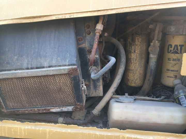 Used Cat Mini Bulldozer D5k D5 D5g Cat Dozers - Bulldozer: picture 4 Used Cat Mini Bulldozer D5k D5 D5g Cat Dozers - Bulldozer: picture 4