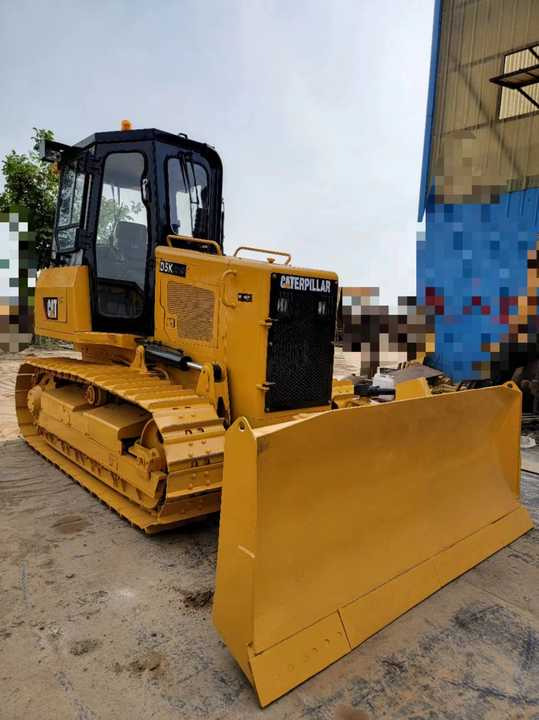 Used Caterpillar Bulldozer Used CatD5K Bulldozer Very Good Condition for Sale - Bulldozer: picture 3 Used Caterpillar Bulldozer Used CatD5K Bulldozer Very Good Condition for Sale - Bulldozer: picture 3