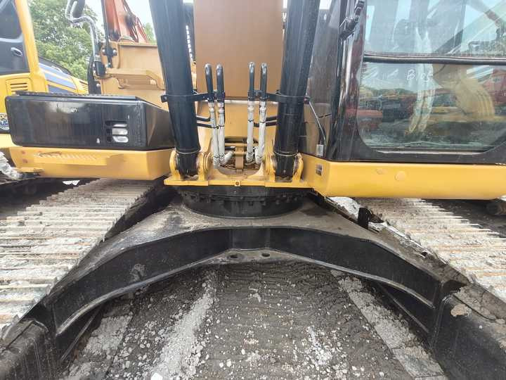 Used Digger CAT 329D2 Construction Machinery Construction Digger Used CAT 329D2 Cheap Excavator - Crawler excavator: picture 4 Used Digger CAT 329D2 Construction Machinery Construction Digger Used CAT 329D2 Cheap Excavator - Crawler excavator: picture 4
