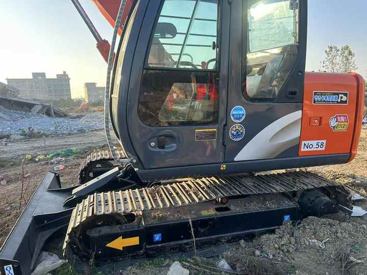Used HITACHI ZX70 Model Mini Excavator Second Hand Machine Popular Brand Japan Hitachi Hydraulic Machinery - Mini excavator: picture 5 Used HITACHI ZX70 Model Mini Excavator Second Hand Machine Popular Brand Japan Hitachi Hydraulic Machinery - Mini excavator: picture 5