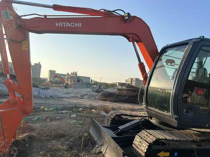 Used HITACHI ZX70 Model Mini Excavator Second Hand Machine Popular Brand Japan Hitachi Hydraulic Machinery - Mini excavator: picture 2 Used HITACHI ZX70 Model Mini Excavator Second Hand Machine Popular Brand Japan Hitachi Hydraulic Machinery - Mini excavator: picture 2