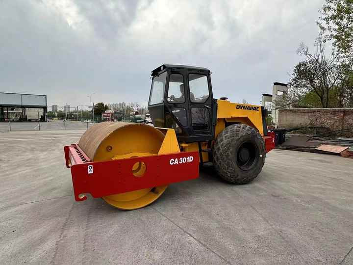 Used Heavy Construction Equipment Dynapac Ca301d Second Hand Road Rollers Used Machine Hot Sale - Road roller: picture 2 Used Heavy Construction Equipment Dynapac Ca301d Second Hand Road Rollers Used Machine Hot Sale - Road roller: picture 2