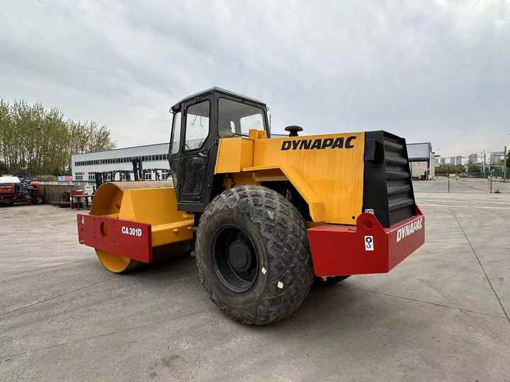 Used Heavy Construction Equipment Dynapac Ca301d Second Hand Road Rollers Used Machine Hot Sale - Road roller: picture 4 Used Heavy Construction Equipment Dynapac Ca301d Second Hand Road Rollers Used Machine Hot Sale - Road roller: picture 4