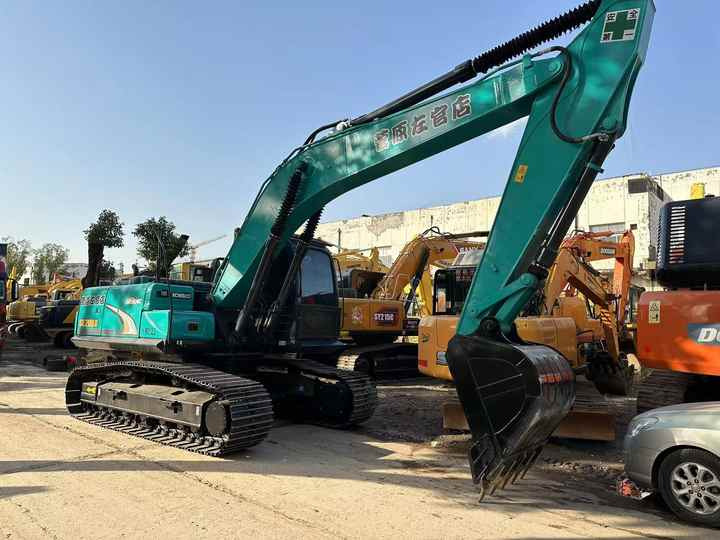Used Japan Kobelco SK200-8 Crawler Excavator New Arrival Earth-moving Machine for Sale - Crawler excavator: picture 5 Used Japan Kobelco SK200-8 Crawler Excavator New Arrival Earth-moving Machine for Sale - Crawler excavator: picture 5