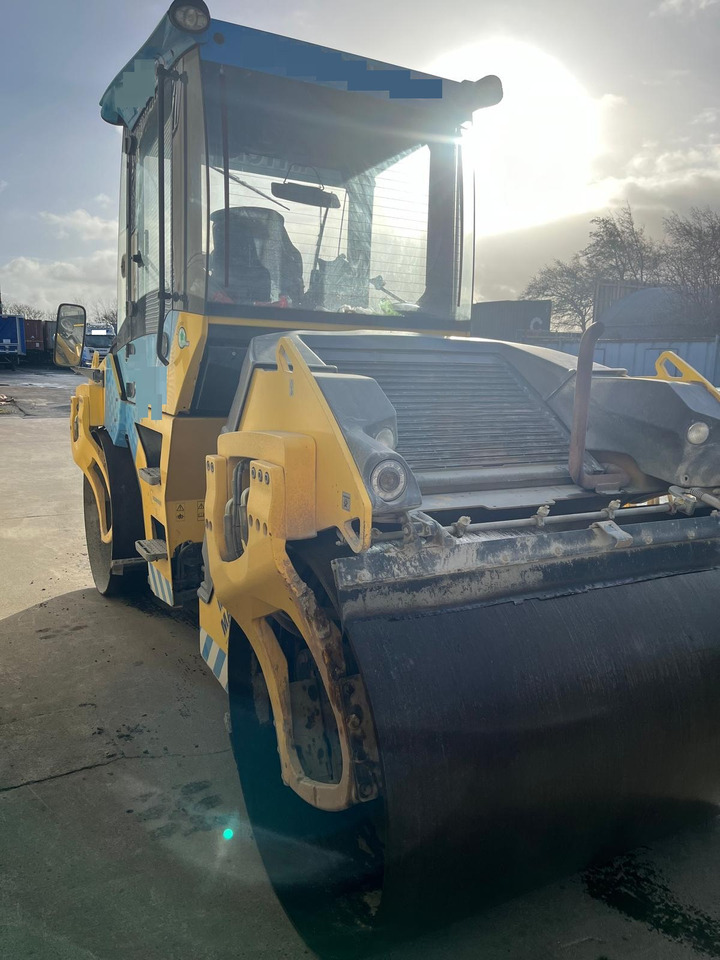 BOMAG BW151AD-5 - Roller: picture 2 BOMAG BW151AD-5 - Roller: picture 2