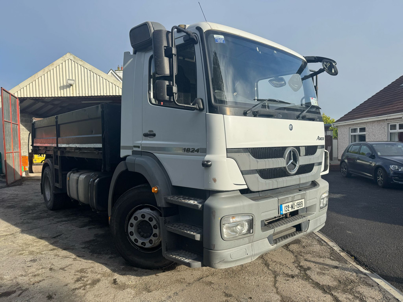 Tipper MERCEDES-BENZ Axor 1823: picture 7