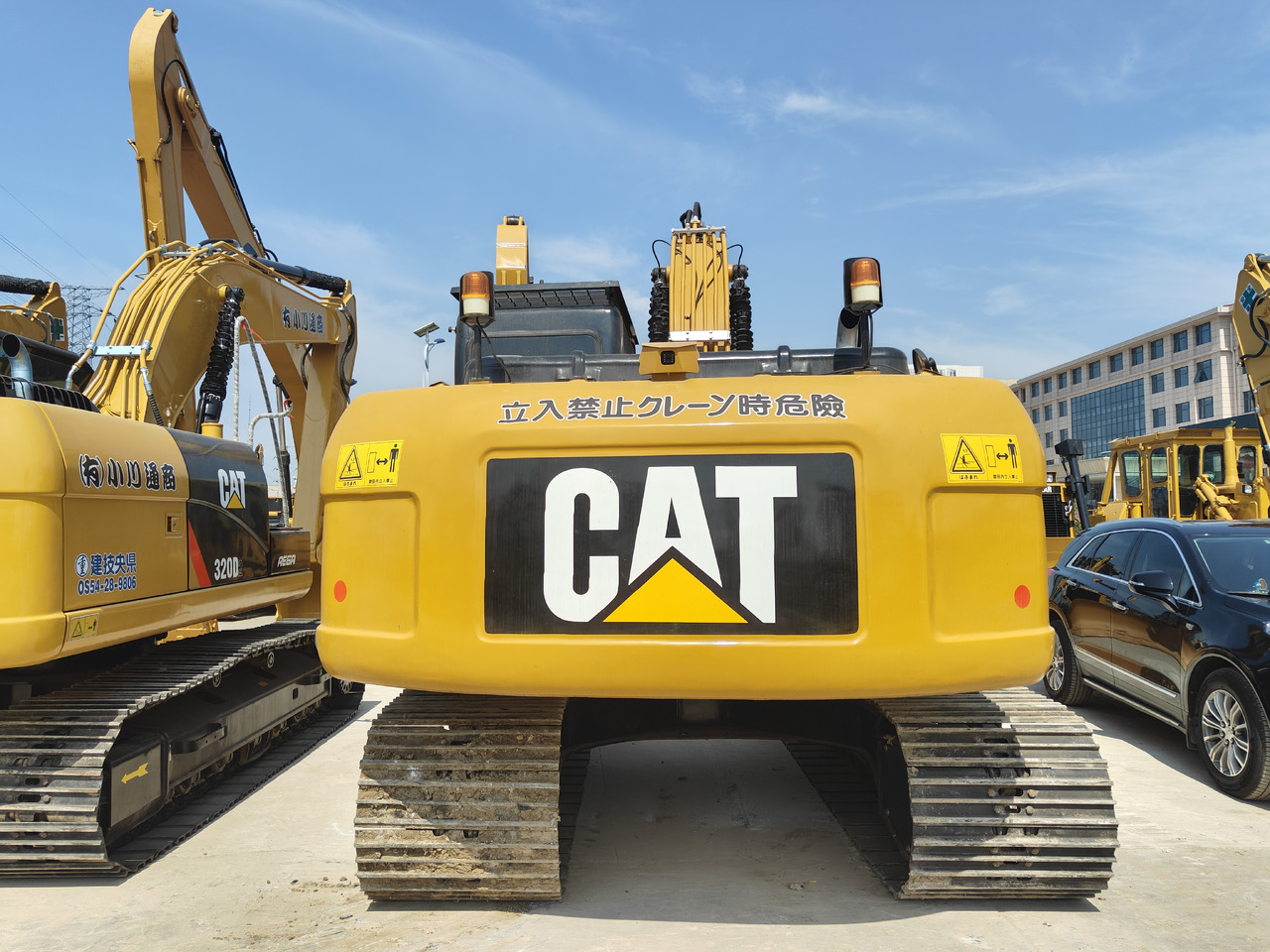 CATERPILLAR 320D2 - Crawler excavator: picture 4 CATERPILLAR 320D2 - Crawler excavator: picture 4