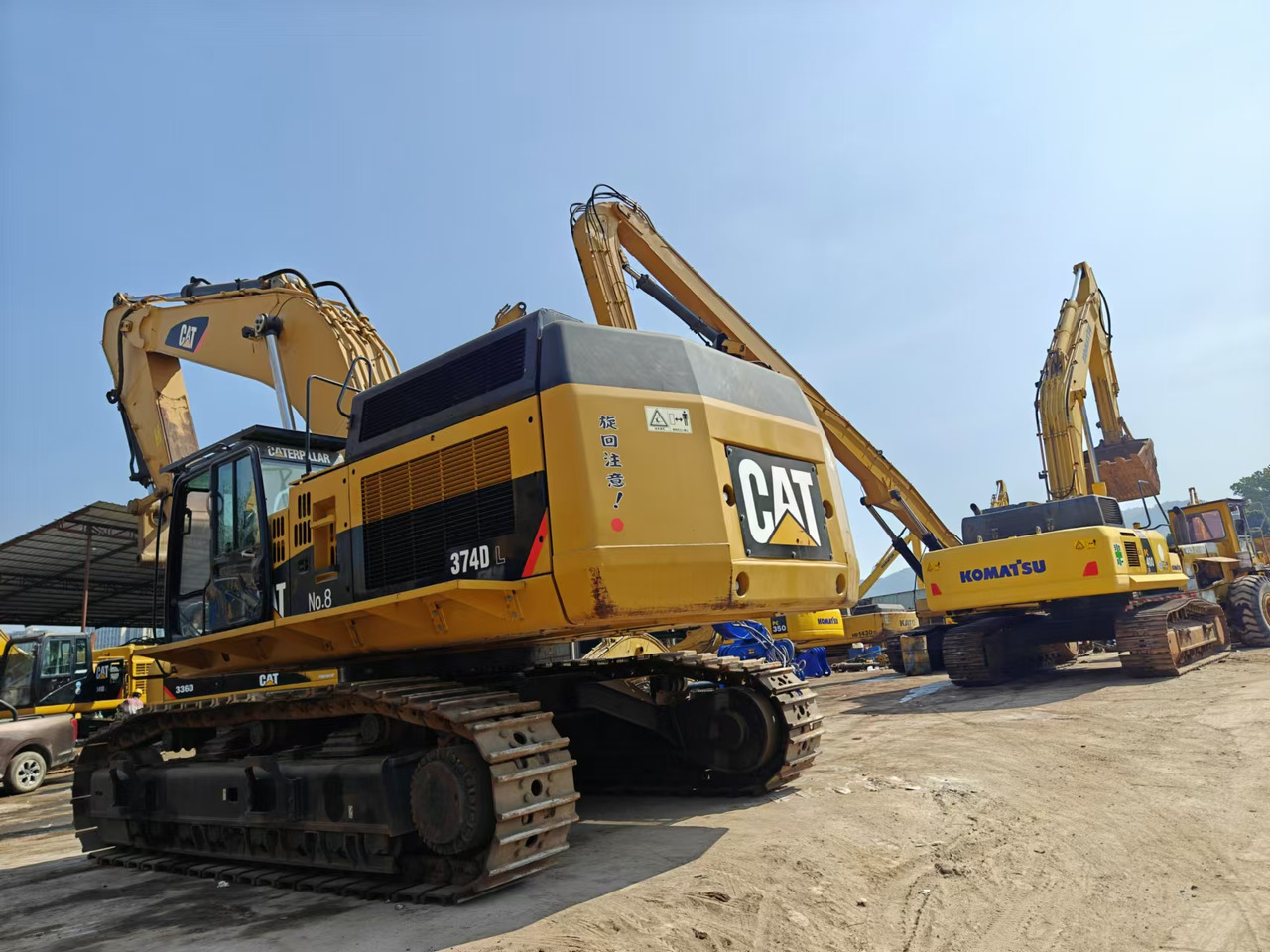 CATERPILLAR 374D - Crawler excavator: picture 4 CATERPILLAR 374D - Crawler excavator: picture 4