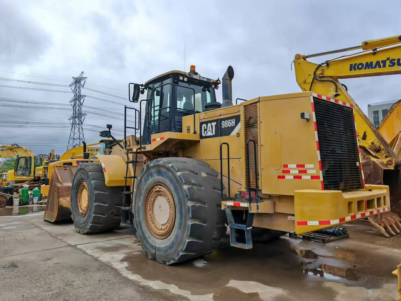 CATERPILLAR 986H - Crawler loader: picture 1 CATERPILLAR 986H - Crawler loader: picture 1