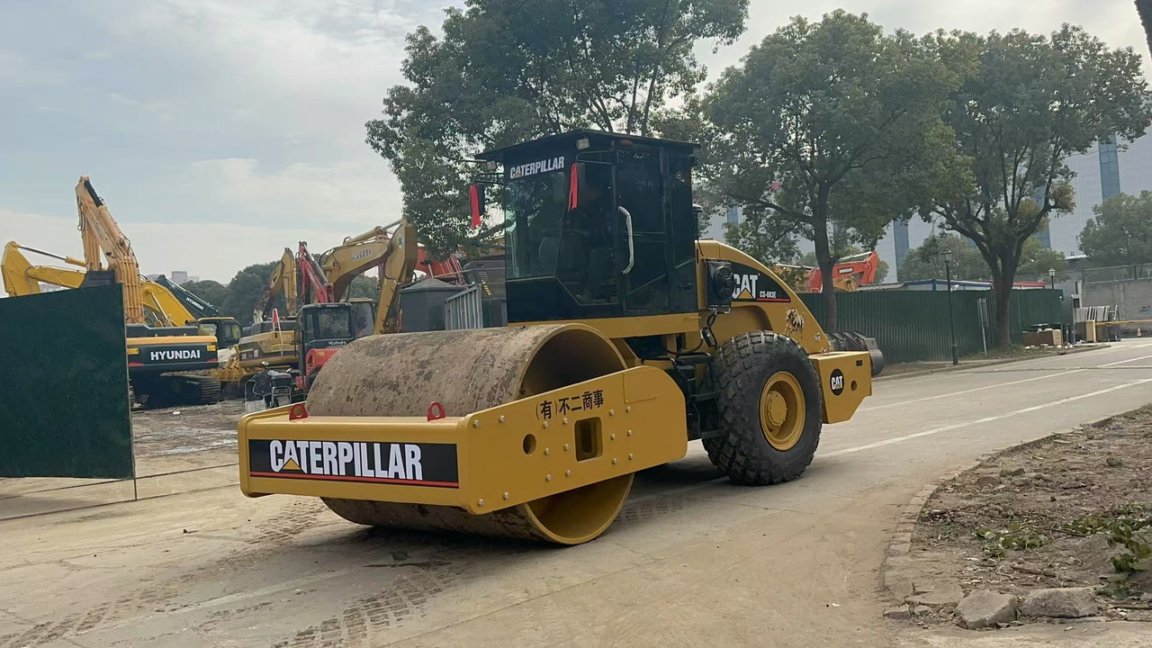 CATERPILLAR CS683E - Road roller: picture 5 CATERPILLAR CS683E - Road roller: picture 5