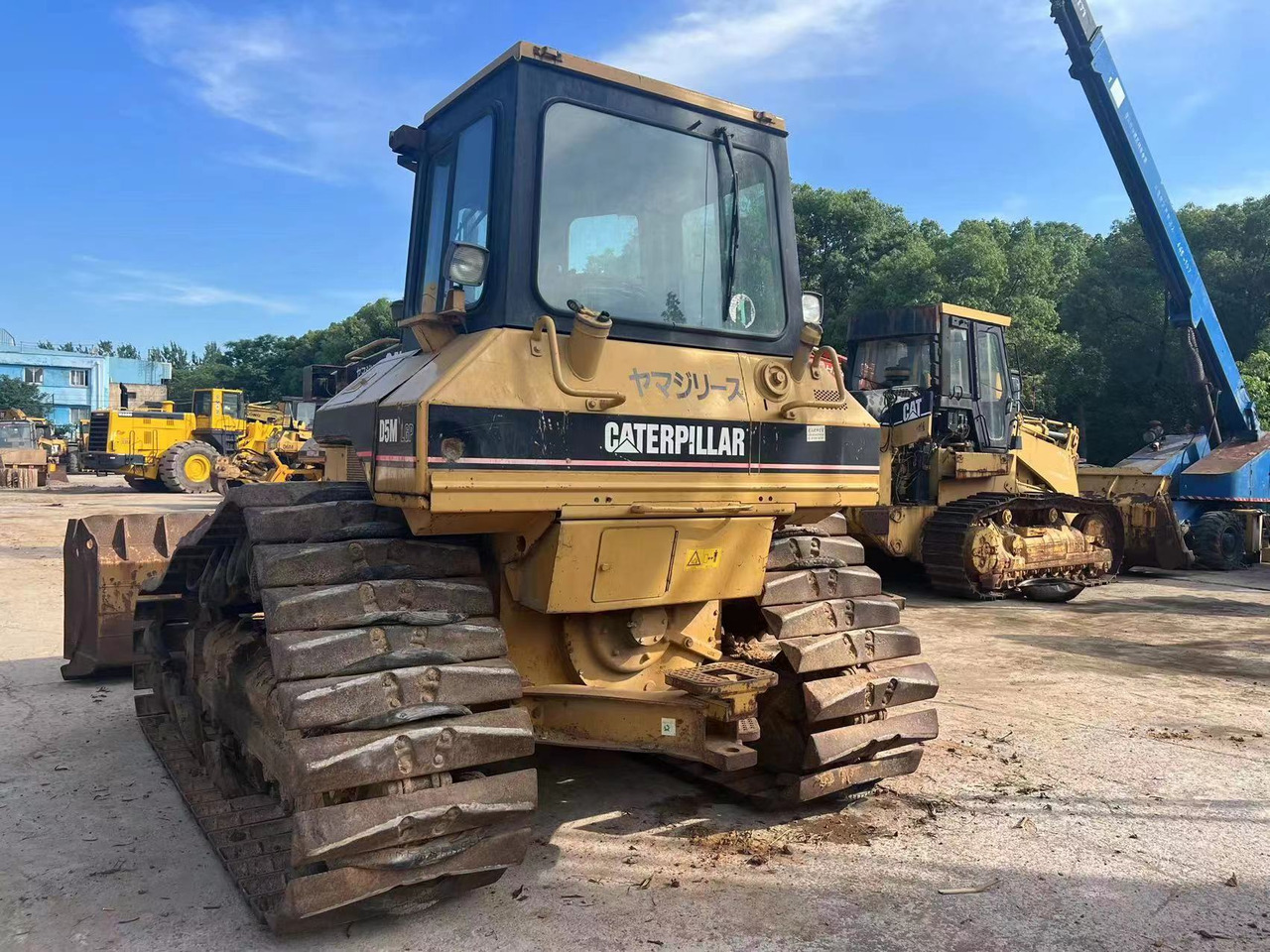 CATERPILLAR D5M - Bulldozer: picture 5 CATERPILLAR D5M - Bulldozer: picture 5
