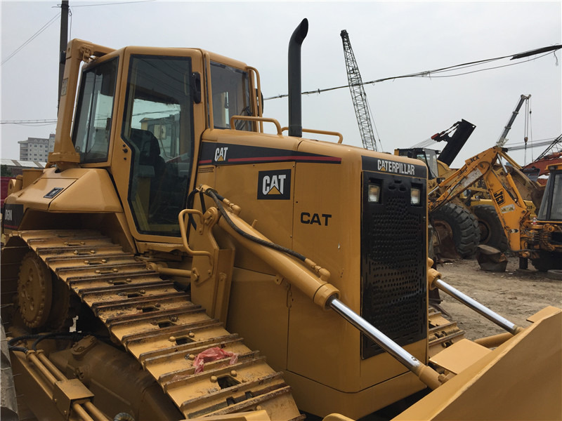 CATERPILLAR D6N - Bulldozer: picture 4 CATERPILLAR D6N - Bulldozer: picture 4