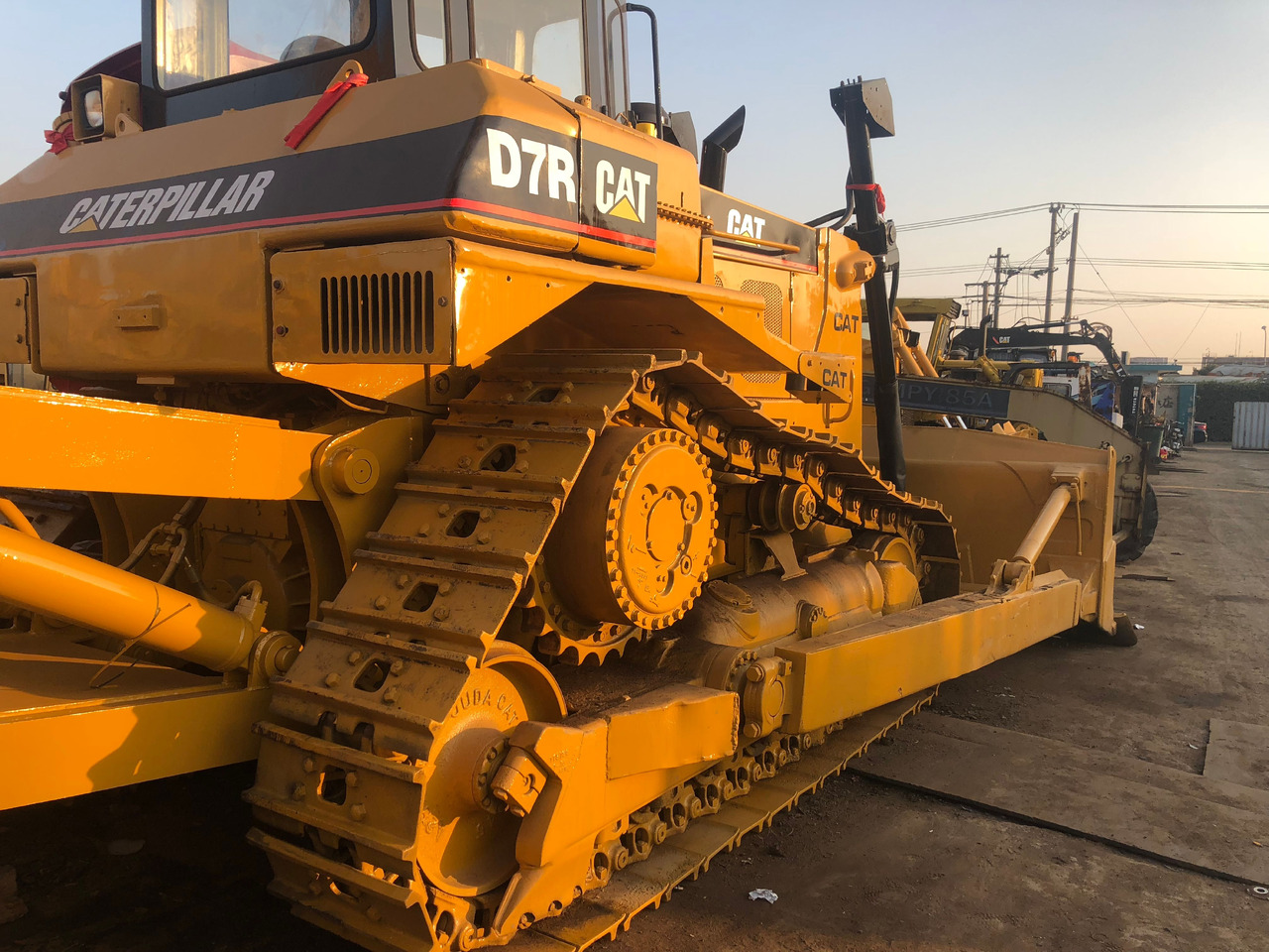 CATERPILLAR D7R - Bulldozer: picture 5 CATERPILLAR D7R - Bulldozer: picture 5