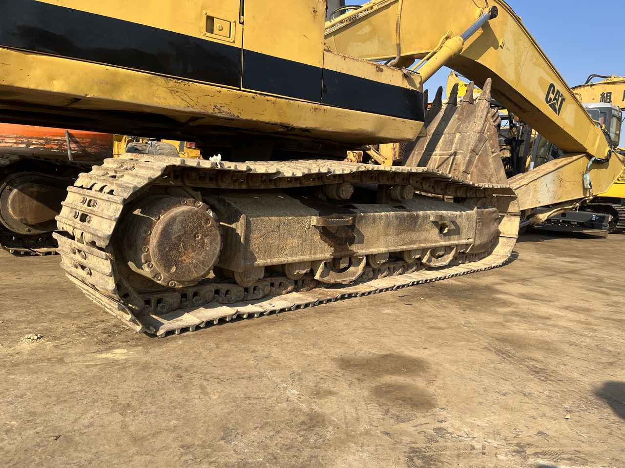 CATERPILLAR E200 - Crawler excavator: picture 4 CATERPILLAR E200 - Crawler excavator: picture 4